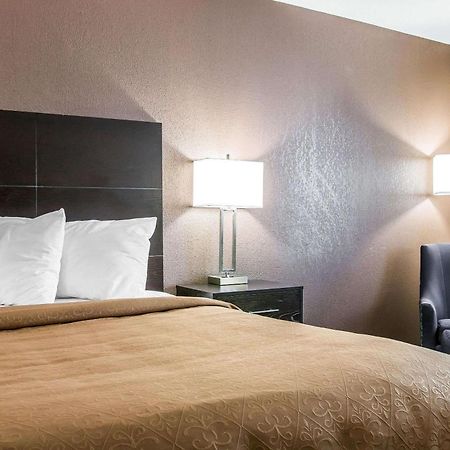 Quality Inn Grand Rapids South-Byron Center Cutlerville Exterior foto